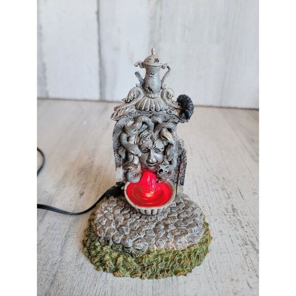 Dept 56 Cursed Fountain 4020271 Halloween Village accessory - Picture 2 of 7